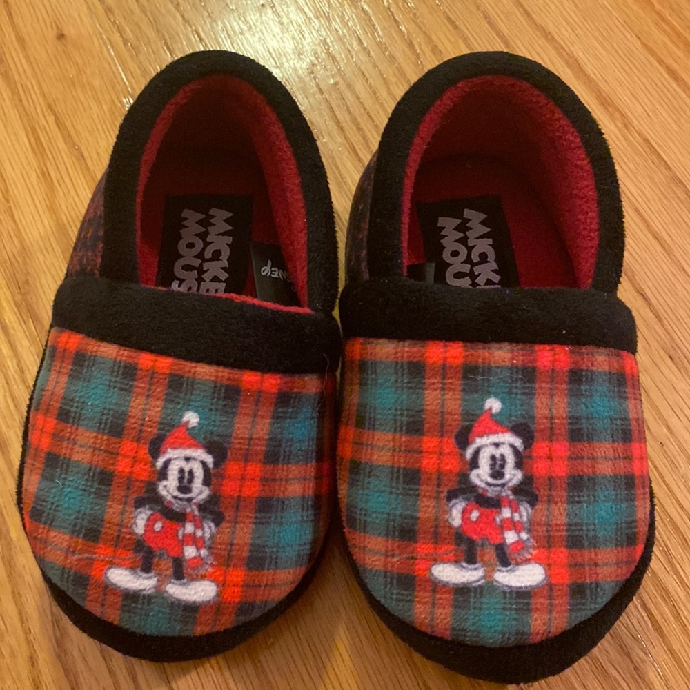 Toddler Disney Mickey Mouse Slippers size 5/6